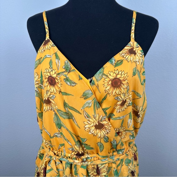 LC Lauren Conrad Strappy Tiered Yellow Sunflower Midi Dress Womens XL Floral - Picture 3 of 16